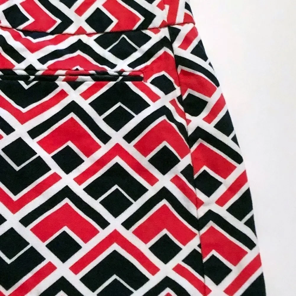 GAP geometric print shorts, size 00
